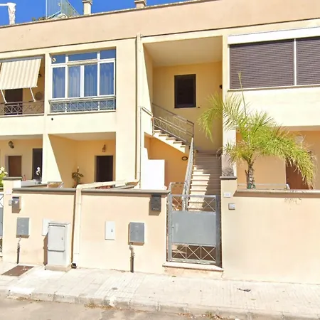 Residenza Villa Gemma * غالّيبولي