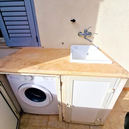 شقة Residenza Villa Gemma غالّيبولي